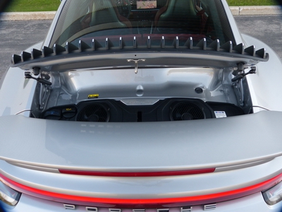 porsche 911 turbo s engine compartment